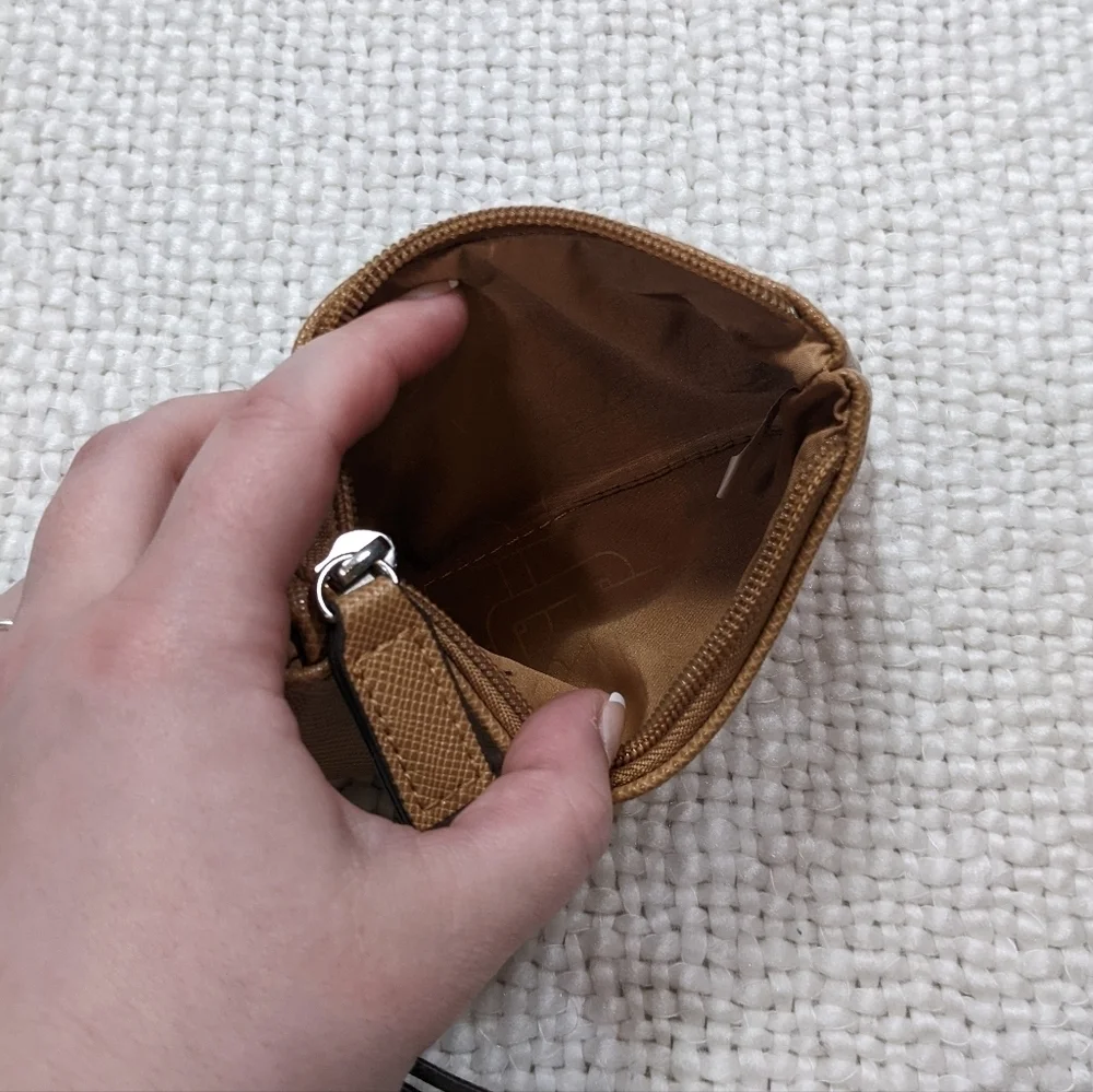 Classic Rosetti Warm Tan Faux Leather Wristlet, Clutch, or Coin Purse‎